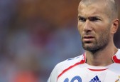 FIFA-姆巴佩式新星惊艳连败夜，切尔西未来可期